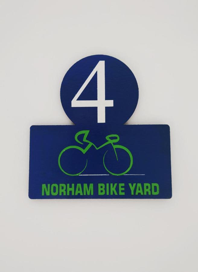 Norham Bike Yard Bed and Breakfast Eksteriør billede